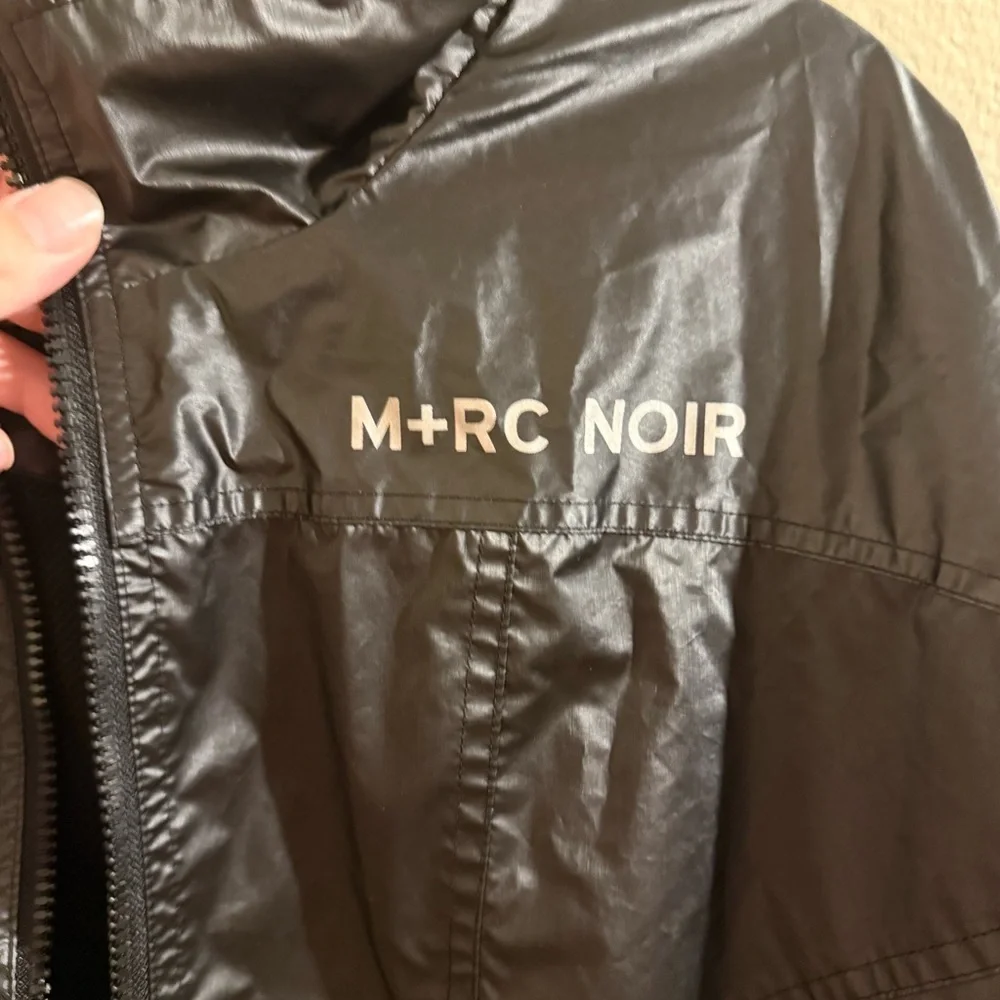 M+RC Noir Black Nylon Windbreaker Jacket Logo Track Jacket Men’s Large